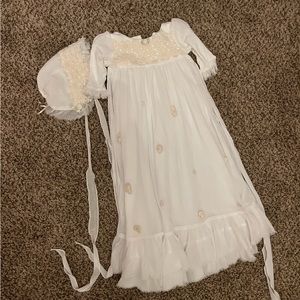 Romantigue Bebe newborn gown!